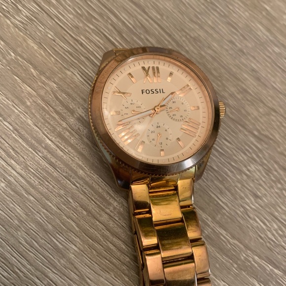 ‼️PRICE FIRM‼️ Cecile AM4511 Fossil watch - Picture 2 of 5